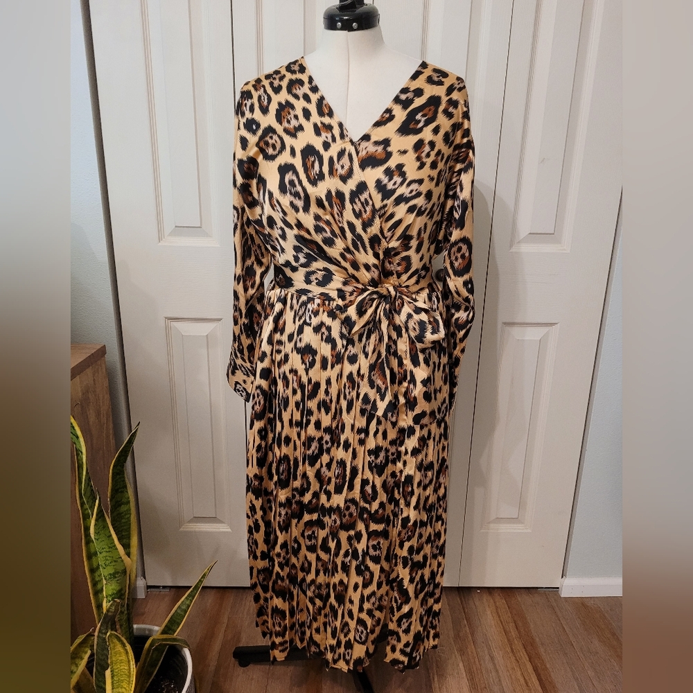 Leopard Print Long Sleeve Dress